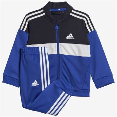 adidas deci trenerke.